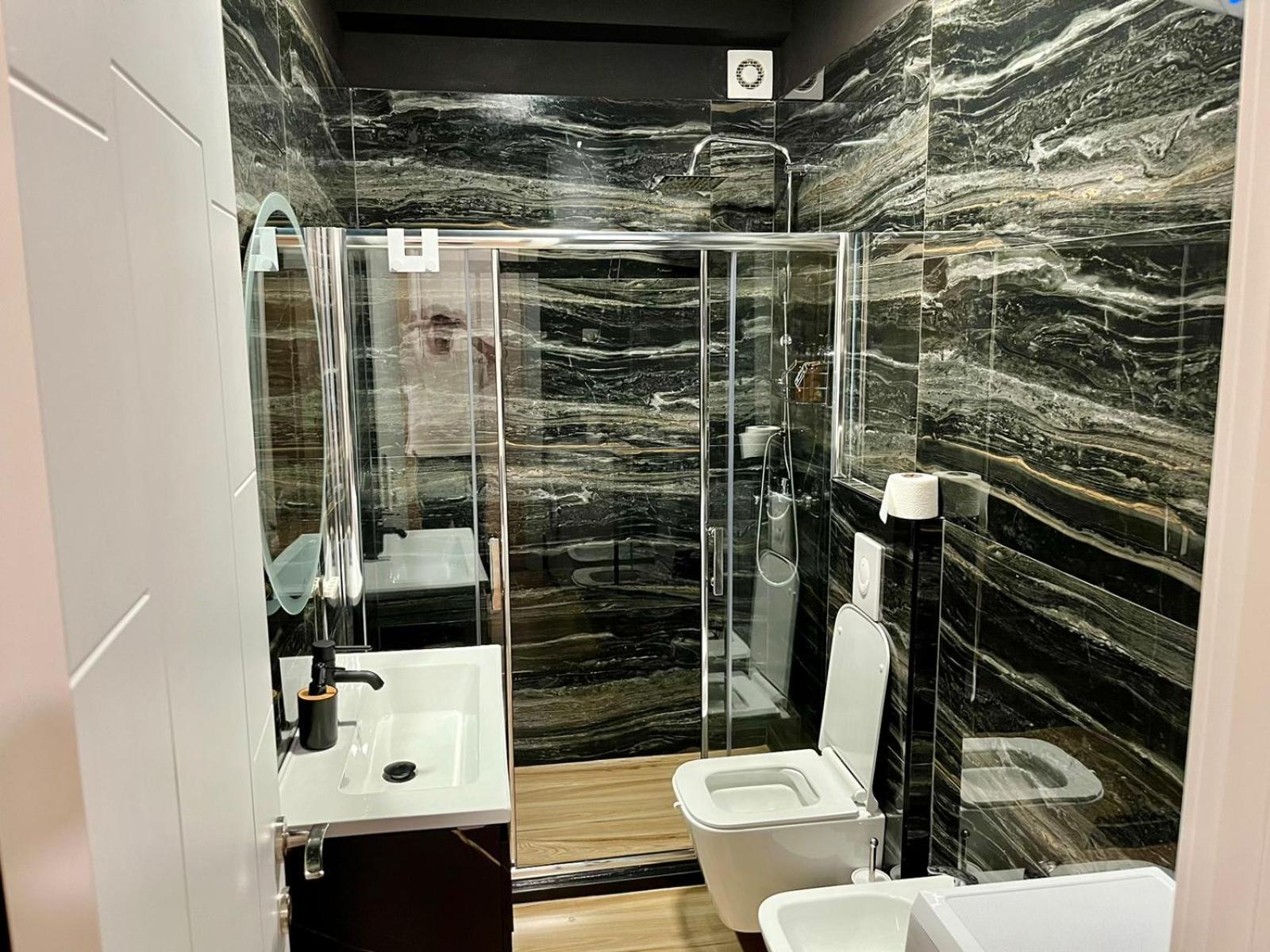 City Center Cozy Apartment Tirana Zewnętrze zdjęcie